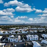 Flavia - Private Pool, Jacuzzi, Bbq And Game By Lanzarote Villa *