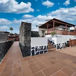 Flavia - Private Pool, Jacuzzi, Bbq And Game By Lanzarote *