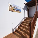 Flavia - Private Pool, Jacuzzi, Bbq And Game By Lanzarote