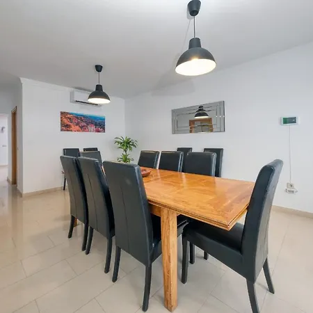 Villa Flavia - Private Pool, Jacuzzi, Bbq And Game By Lanzarote Playa Blanca (Lanzarote)