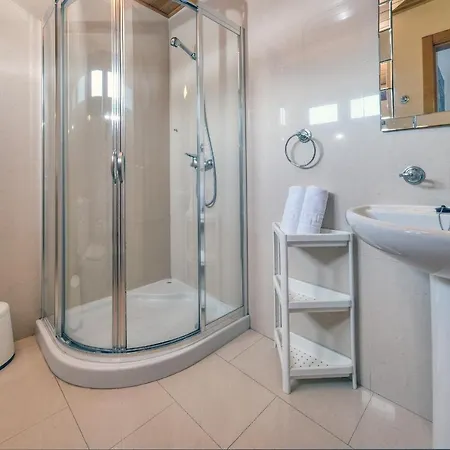Flavia - Private Pool, Jacuzzi, Bbq And Game By Lanzarote Βίλα *