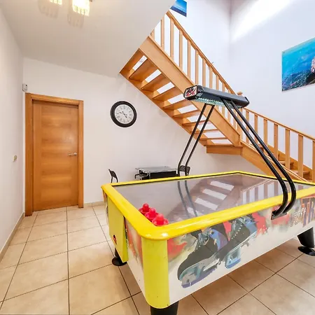 Flavia - Private Pool, Jacuzzi, Bbq And Game By Lanzarote Βίλα *