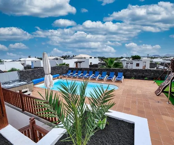 Villa Flavia - Private Pool, Jacuzzi, Bbq And Game By Lanzarote Playa Blanca (Lanzarote)