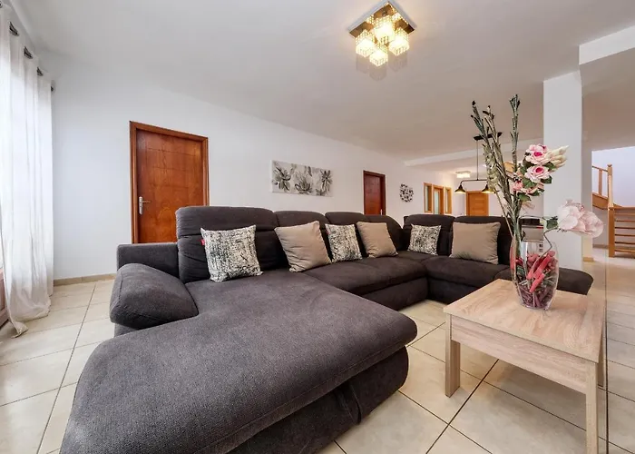 Flavia - Private Pool, Jacuzzi, Bbq And Game By Lanzarote Villa Playa Blanca (Lanzarote)