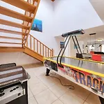 Flavia - Private Pool, Jacuzzi, Bbq And Game By Lanzarote Villa